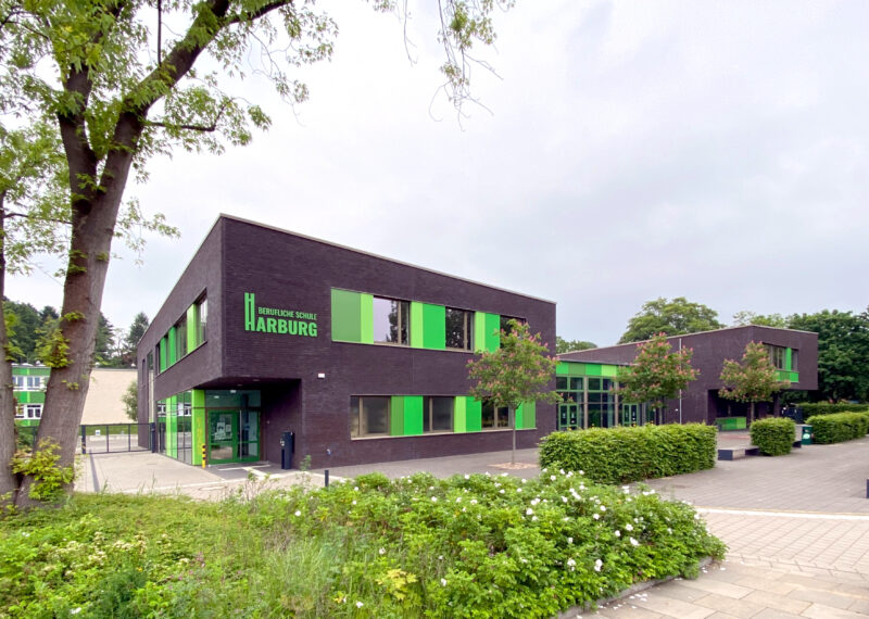 Das Bild zeigt die Berufliche Schule Harburg (BS18).