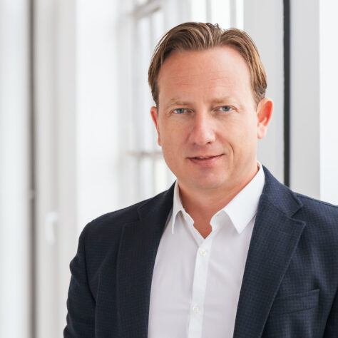 Das Bild zeigt den coeo Geschäftsführer Sebastian Ludwig.